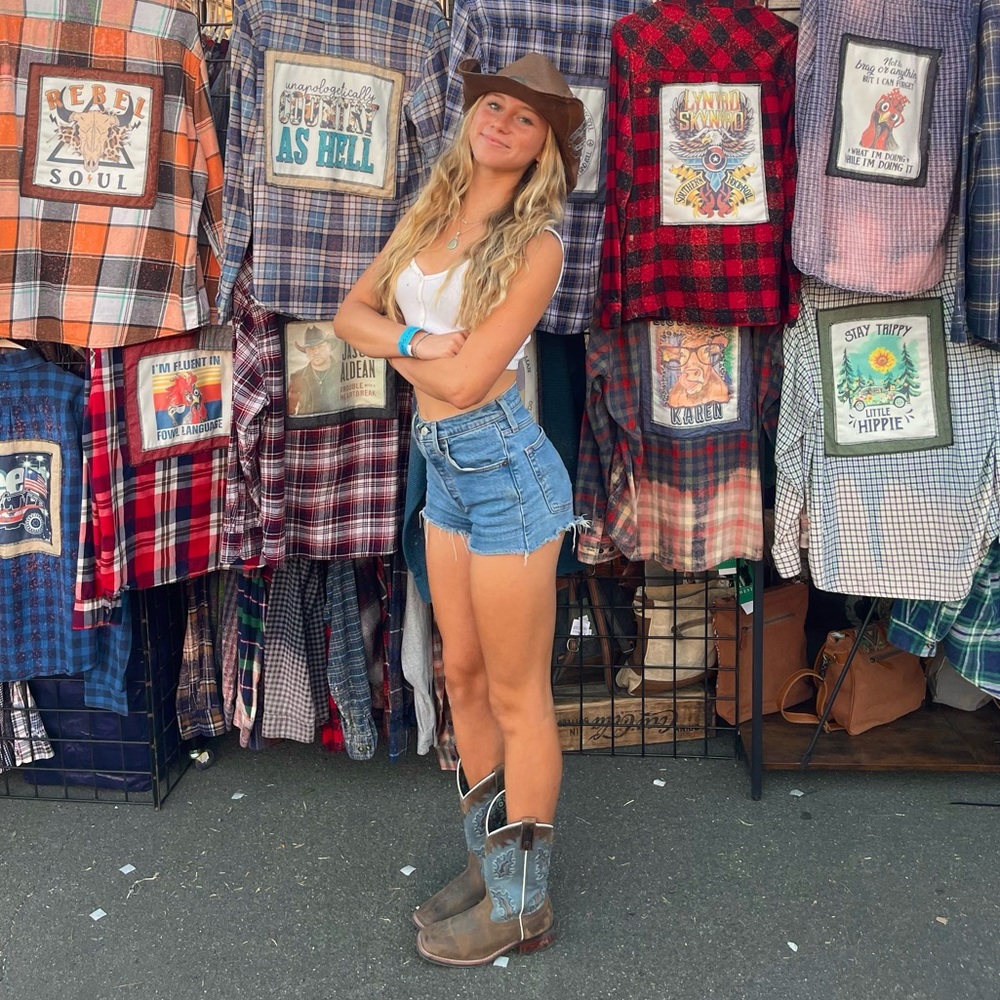 Meet your Posher, Ashlyn